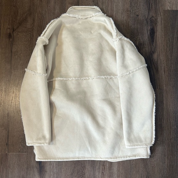 Dylan Shearling Jacket - Picture 5 of 6